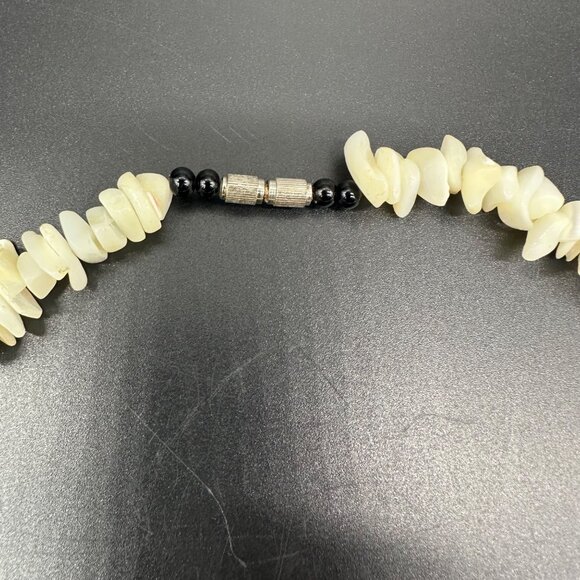 Mother Of Pearl Necklace Sliced Lambis Shell Statement Jewelry Beach Seashell - Picture 6 of 9